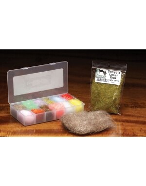 Hareline Dubbin Senyo's Laser Yarn in Pale Blue